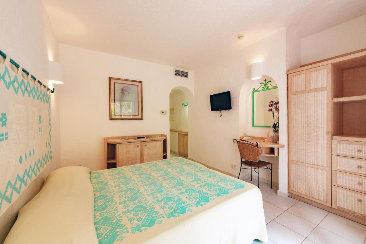 Hotel Punta Est Baia Sardinia Exteriér fotografie