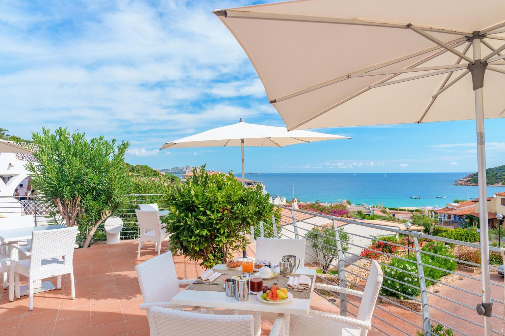 Hotel Punta Est Baia Sardinia Exteriér fotografie